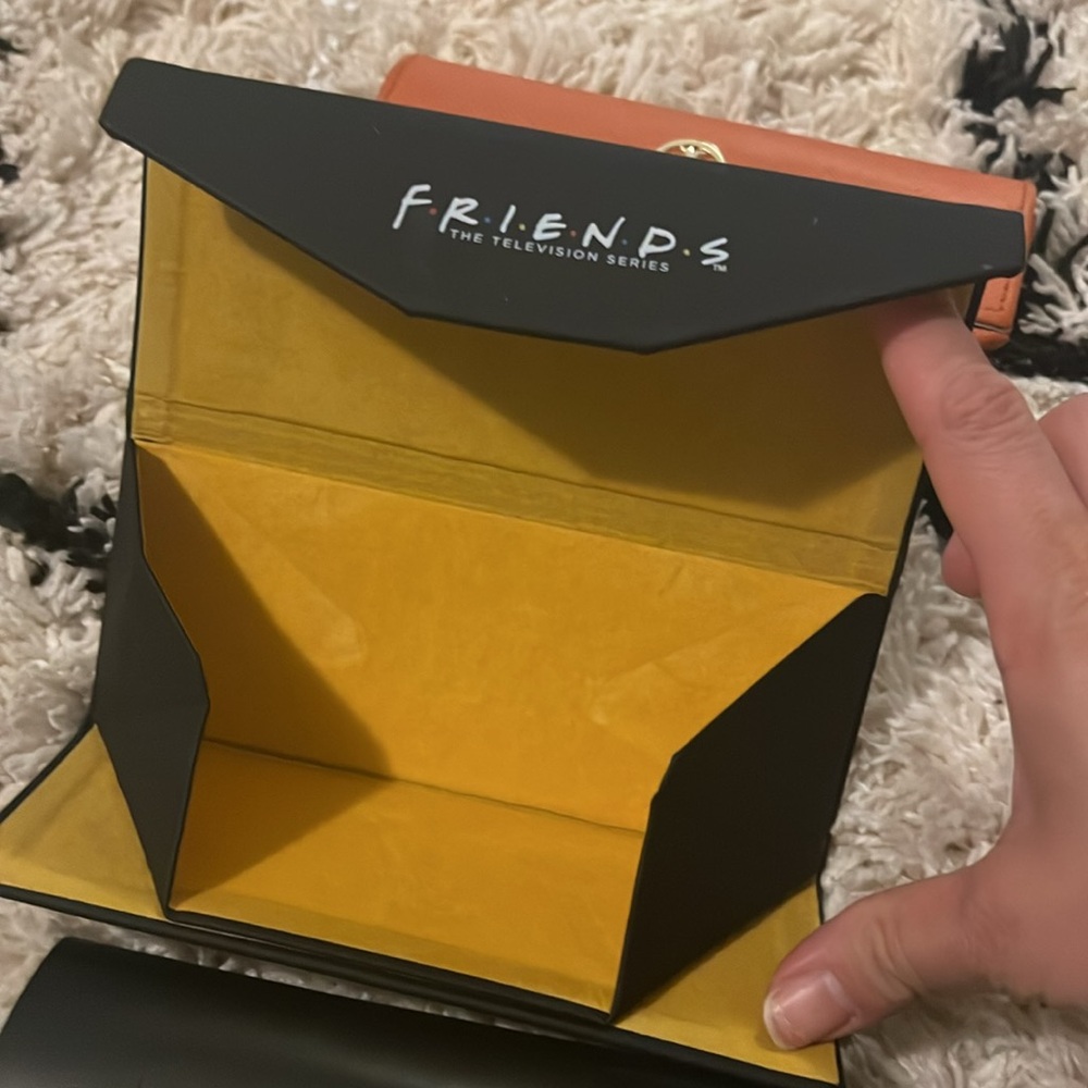 Designer glasses case - Picture 7 of 11